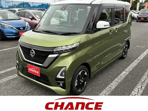 Nissan ROOX 2022 купить в Москве