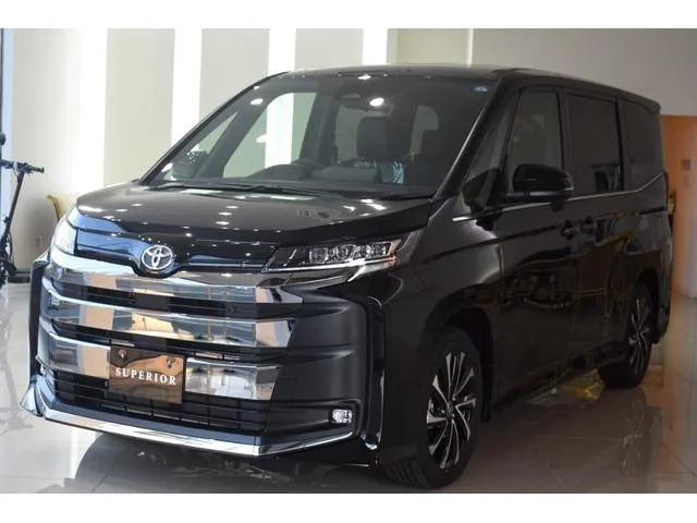 Toyota NOAH HYBRID S-Z 2026 — фото 1, купить с доставкой в Москву