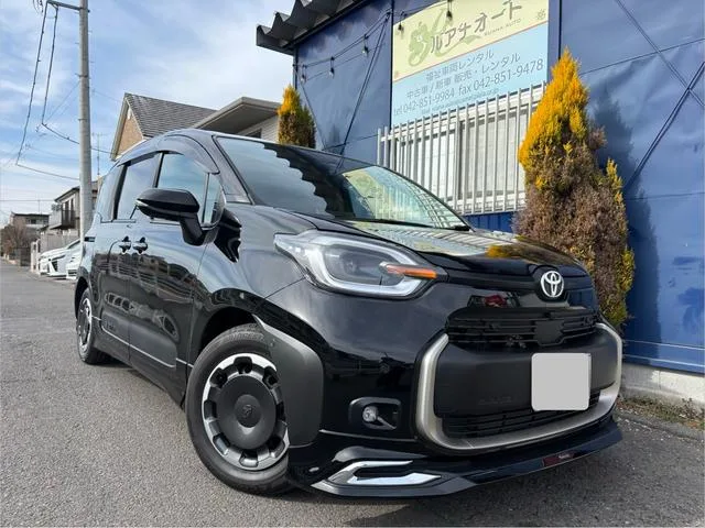 Toyota SIENTA HYBRID Z 2025 — фото 1, купить с доставкой в Москву
