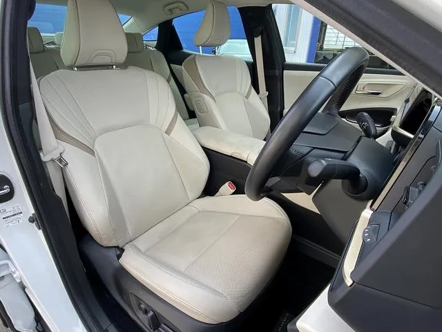 Toyota CROWN CROSSOVER G ADVANCED LEATHER PACKAGE 2023 — миниатюра 2