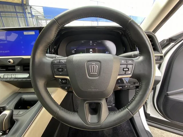 Toyota CROWN CROSSOVER G ADVANCED LEATHER PACKAGE 2023 — миниатюра 4