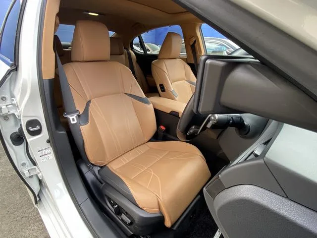 Lexus ES ES300H VERSION L 2022 — миниатюра 2