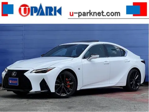 Lexus IS 2024 купить в Москве