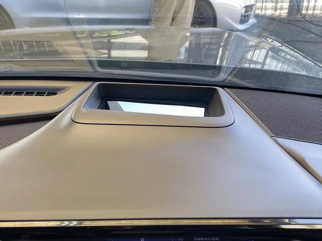 Toyota CROWN CROSSOVER Z 2024 — миниатюра 3
