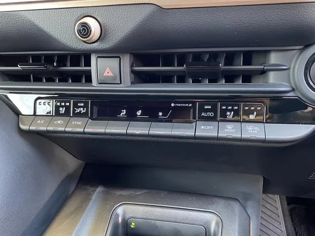 Toyota CROWN CROSSOVER G ADVANCED LEATHER PACKAGE 2023 — миниатюра 3
