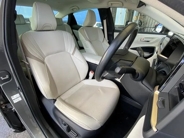 Toyota CROWN CROSSOVER G ADVANCED LEATHER PACKAGE 2023 — миниатюра 2