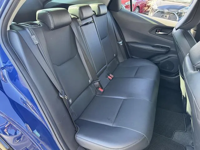 Toyota Prius Z 2023 — миниатюра 2