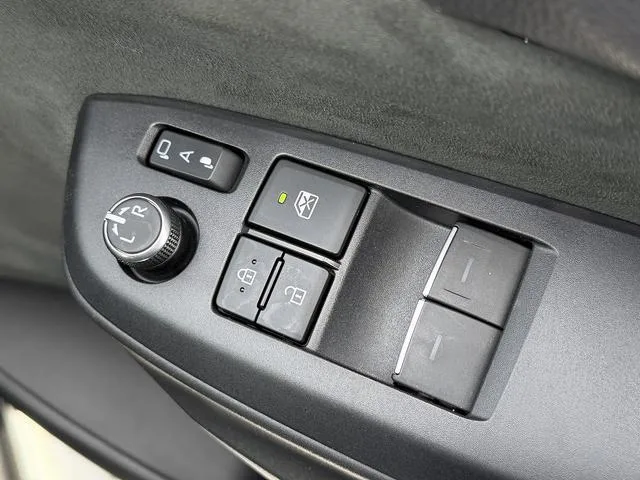 Toyota GR YARIS RS 2023 — миниатюра 5