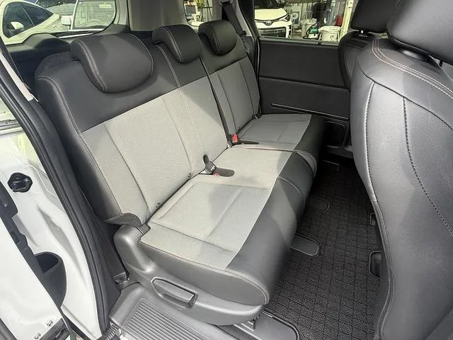 Honda FREED E:HEV CROSSTAR 2024 — миниатюра 2