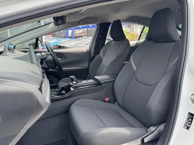 Toyota Prius G 2023 — миниатюра 3