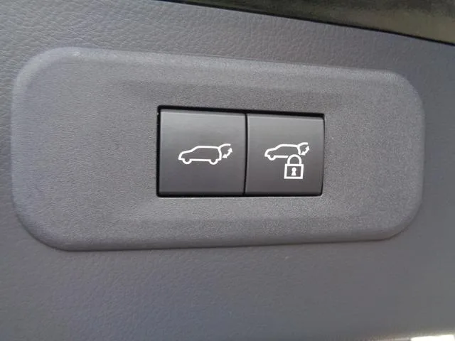 Lexus NX NX350H VERSION L 2023 — миниатюра 5