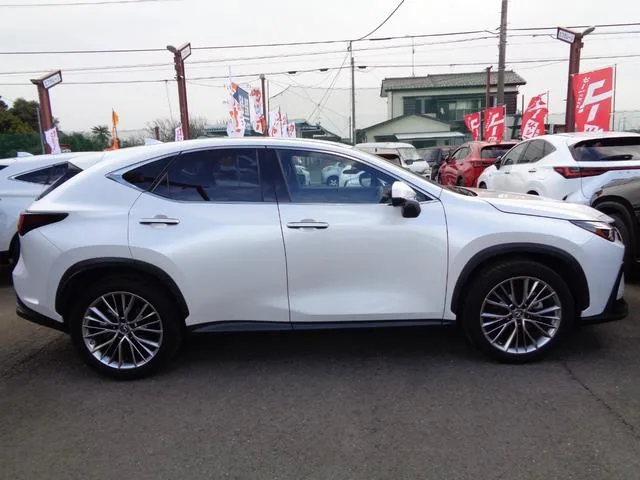 Lexus NX NX350H VERSION L 2022 — миниатюра 2