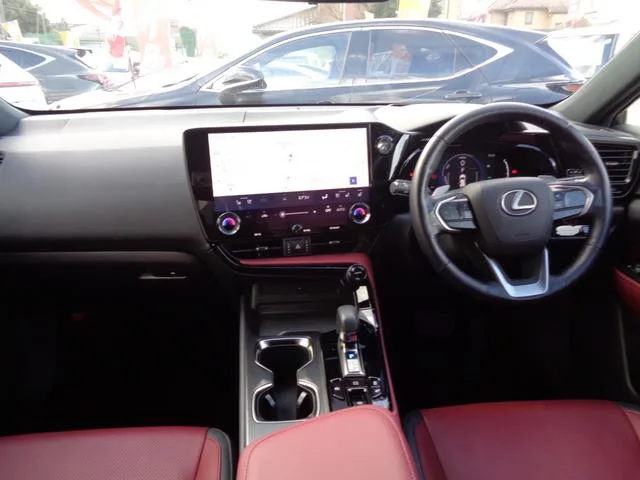 Lexus NX NX350H VERSION L 2022 — миниатюра 4