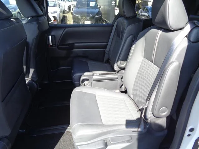 Toyota NOAH HYBRID S-Z 2024 — миниатюра 4