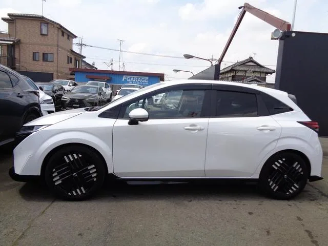 Nissan AURA G FOUR LEATHER EDITION 2025 — миниатюра 3