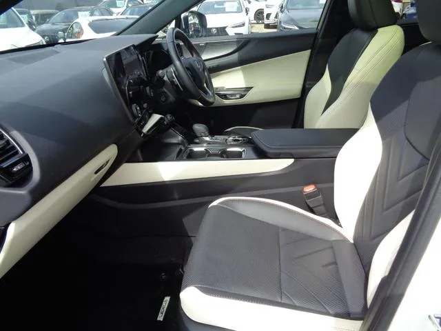 Lexus NX NX350H VERSION L 2023 — миниатюра 3