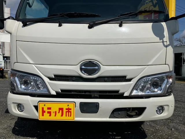 Hino DUTRO DOUBLE CAB 2022 — миниатюра 4