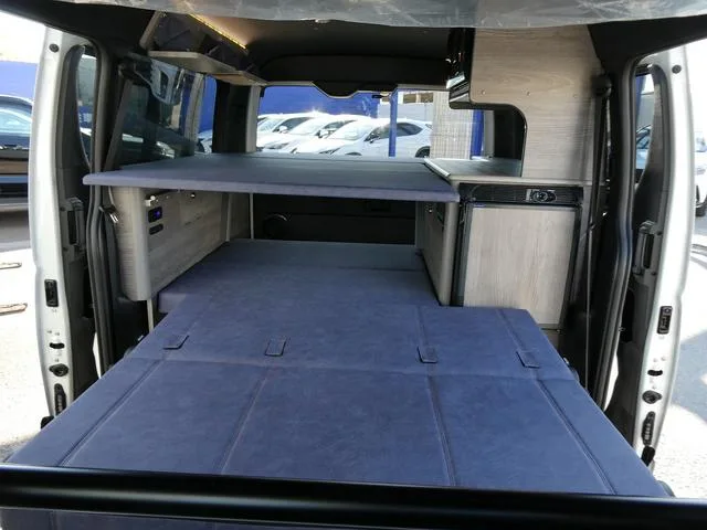 Toyota HIACE VAN 2024 — миниатюра 4