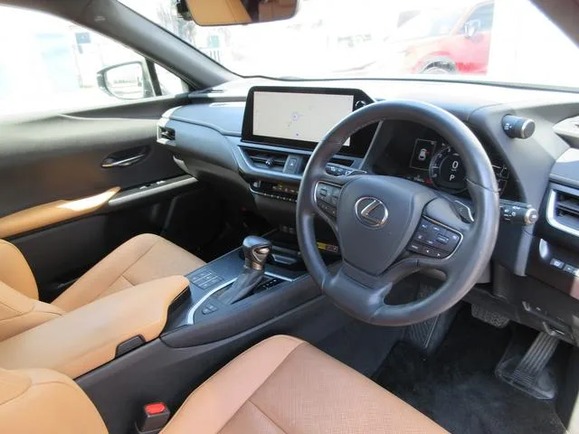 Lexus UX UX200 VERSION L 2023 — миниатюра 3