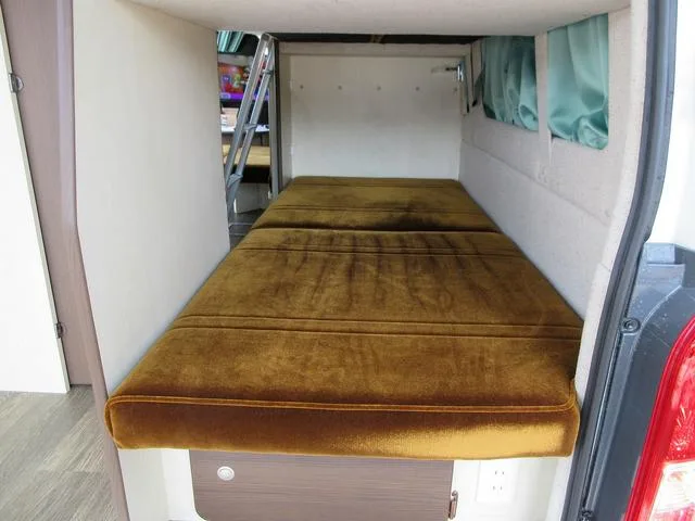 Toyota HIACE VAN 2023 — миниатюра 5