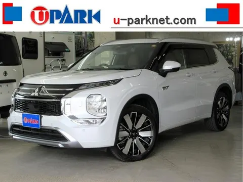 Mitsubishi OUTLANDER PHEV 2024 купить в Москве