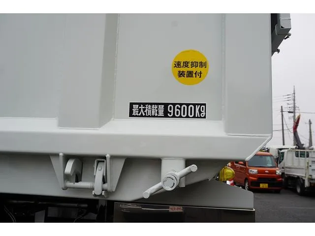Mitsubishi Fuso SUPER GREAT 2025 — миниатюра 4
