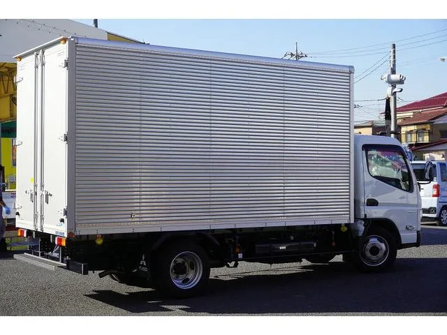 Mitsubishi Fuso CANTER 2023 — миниатюра 3