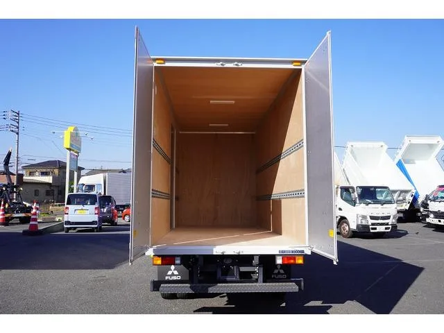 Mitsubishi Fuso CANTER 2023 — миниатюра 4