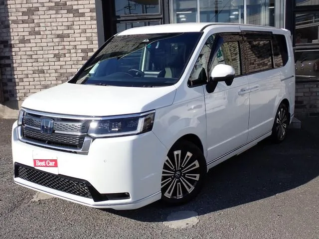 Honda STEPWAGON E:HEV SPADA PREMIUM LINE 2024 — фото 1, купить с доставкой в Москву