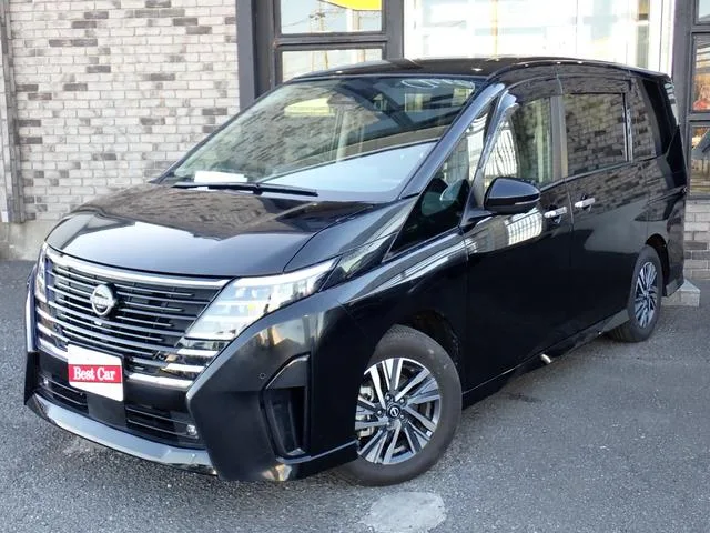 Nissan SERENA E-POWER HIGHWAY STAR V 2025 — фото 1, купить с доставкой в Москву
