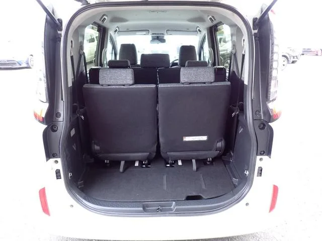 Toyota SIENTA HYBRID Z 2023 — миниатюра 4