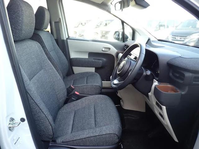 Toyota SIENTA HYBRID Z 2024 — миниатюра 4