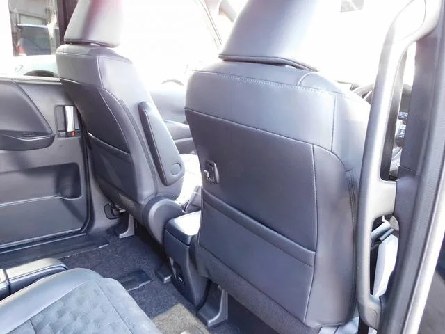 Toyota VOXY HYBRID S-Z 2024 — миниатюра 4