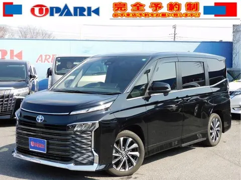 Toyota VOXY 2024 купить в Москве