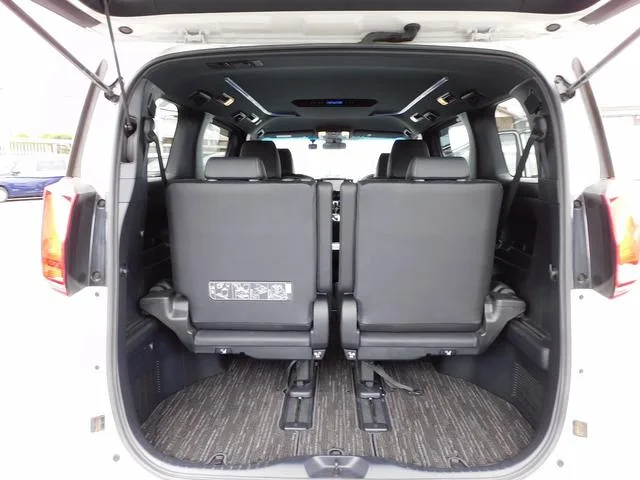 Toyota Alphard 2.5S TYPE GOLD III 2022 — миниатюра 3