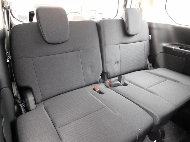Nissan SERENA E-POWER HIGHWAY STAR V 2023 — миниатюра 5