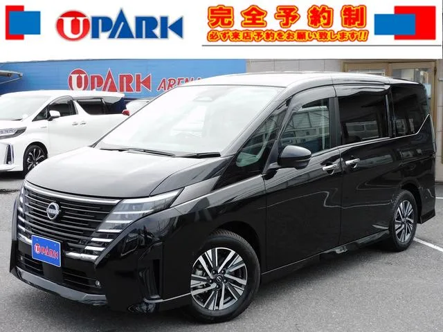 Nissan SERENA E-POWER LUXION 2023 — фото 1, купить с доставкой в Москву
