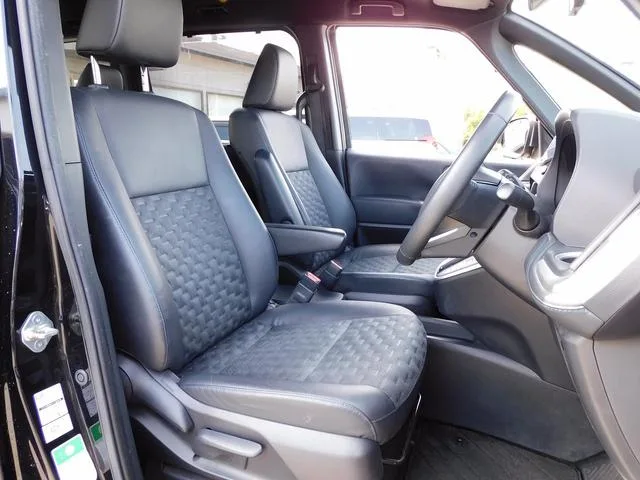 Toyota VOXY HYBRID S-Z 2025 — миниатюра 4