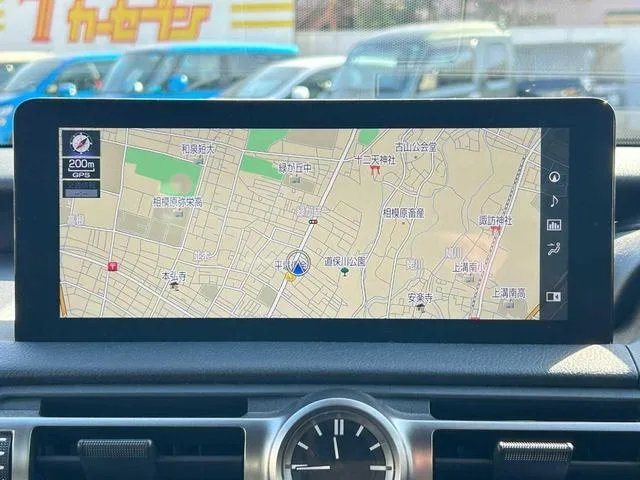 Lexus IS IS300H 2023 — миниатюра 3