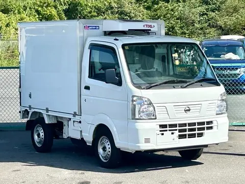 Nissan NT100CLIPPER TRUCK 2023 купить в Москве