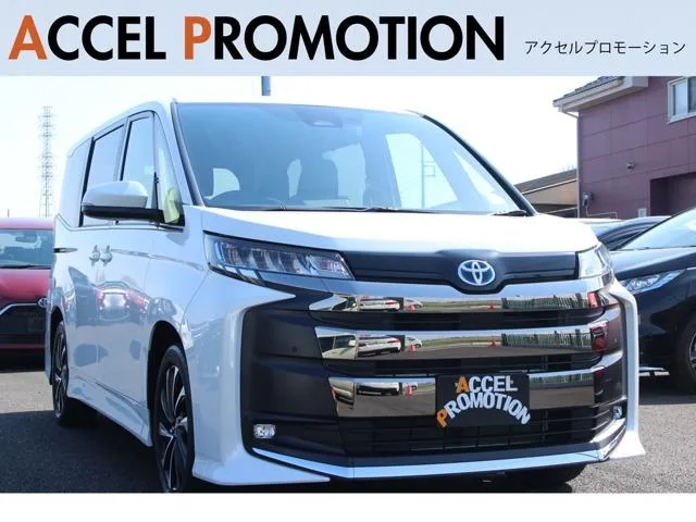 Toyota NOAH HYBRID S-Z 2023 — фото 1, купить с доставкой в Москву
