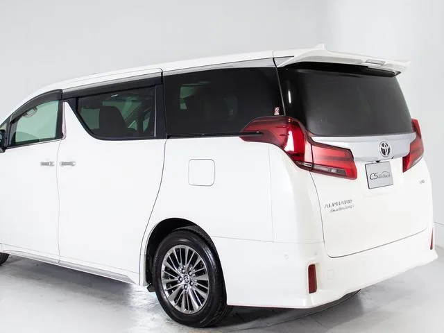 Toyota ALPHARD 3.5 EXECUTIVE LOUNGE S 2023 — миниатюра 5