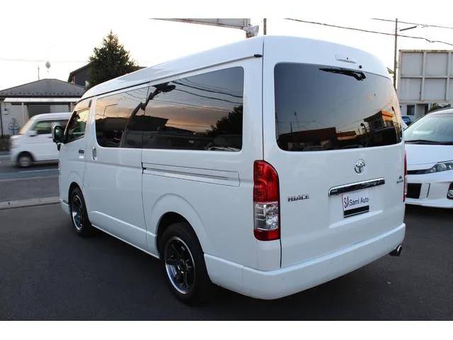 Toyota HIACE WAGON GL 2023 — миниатюра 3
