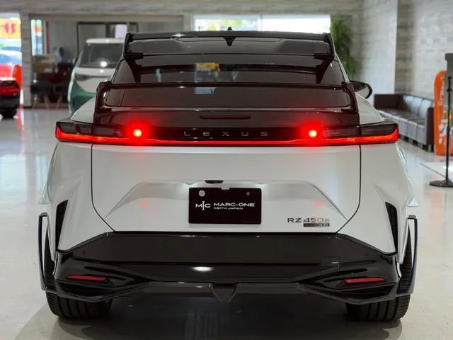 Lexus RZ RZ450E F SPORT PERFORMANCE 2024 — миниатюра 5