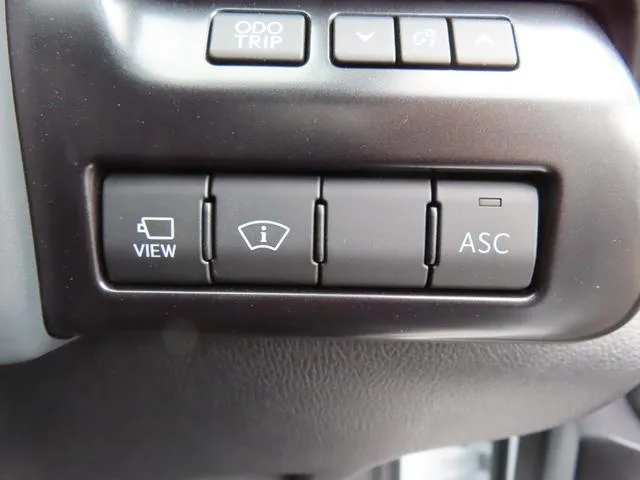 Lexus UX UX250H F SPORT EMOTIONAL EXPLORER 2023 — миниатюра 3