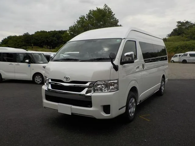 Toyota HIACE WAGON GRAND CABIN 2025 — фото 1, купить с доставкой в Москву