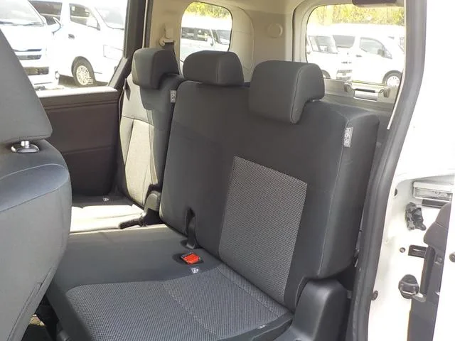 Toyota SIENTA X 2023 — миниатюра 5