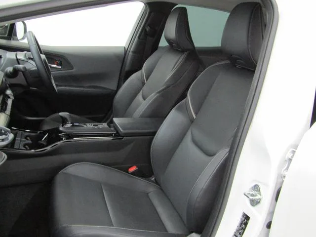 Toyota Prius Z 2023 — миниатюра 5