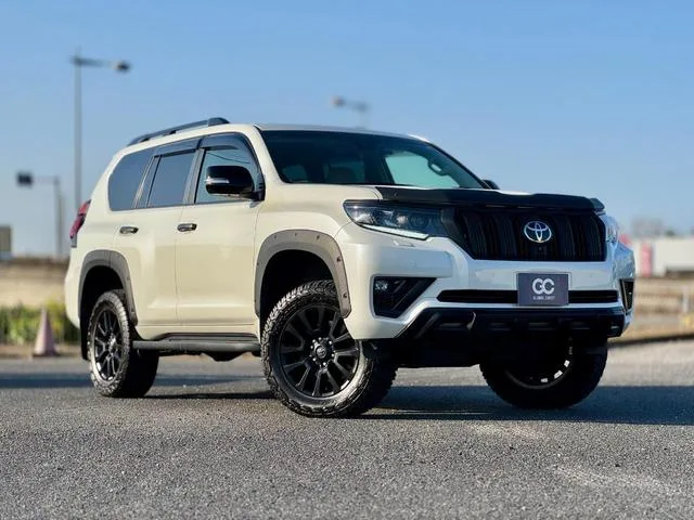 Toyota Land Cruiser Prado TX L PACKAGE MATT BLACK EDITION 2022 — миниатюра 2