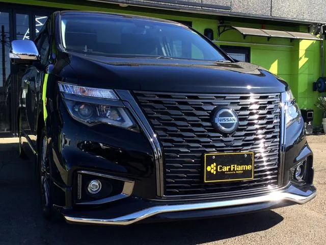 Nissan ELGRAND 350HIGHWAY STAR PREMIUM URBAN CHROME 2022 — миниатюра 2